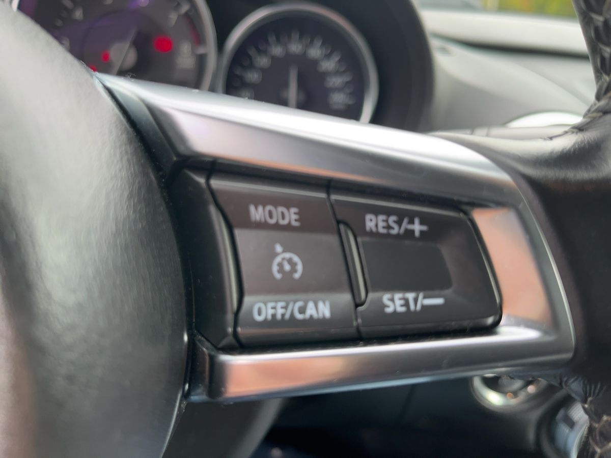 Fahrzeugabbildung Mazda MX-5 Navi Klimaaut. - mit KI generiert/bearbeitet