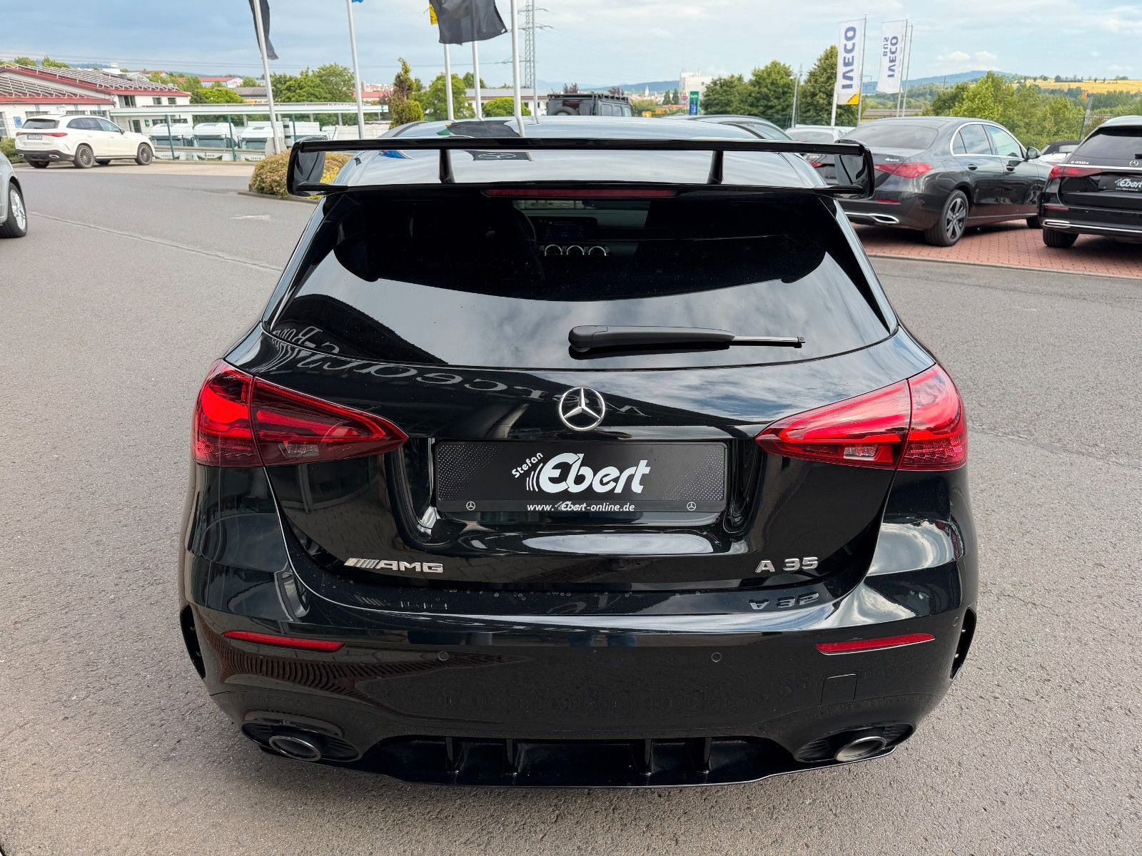 Fahrzeugabbildung Mercedes-Benz A 35 AMG 4Matic+Aero+StandH+360+MultiB+Memory
