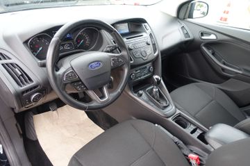 Ford Focus - 12
