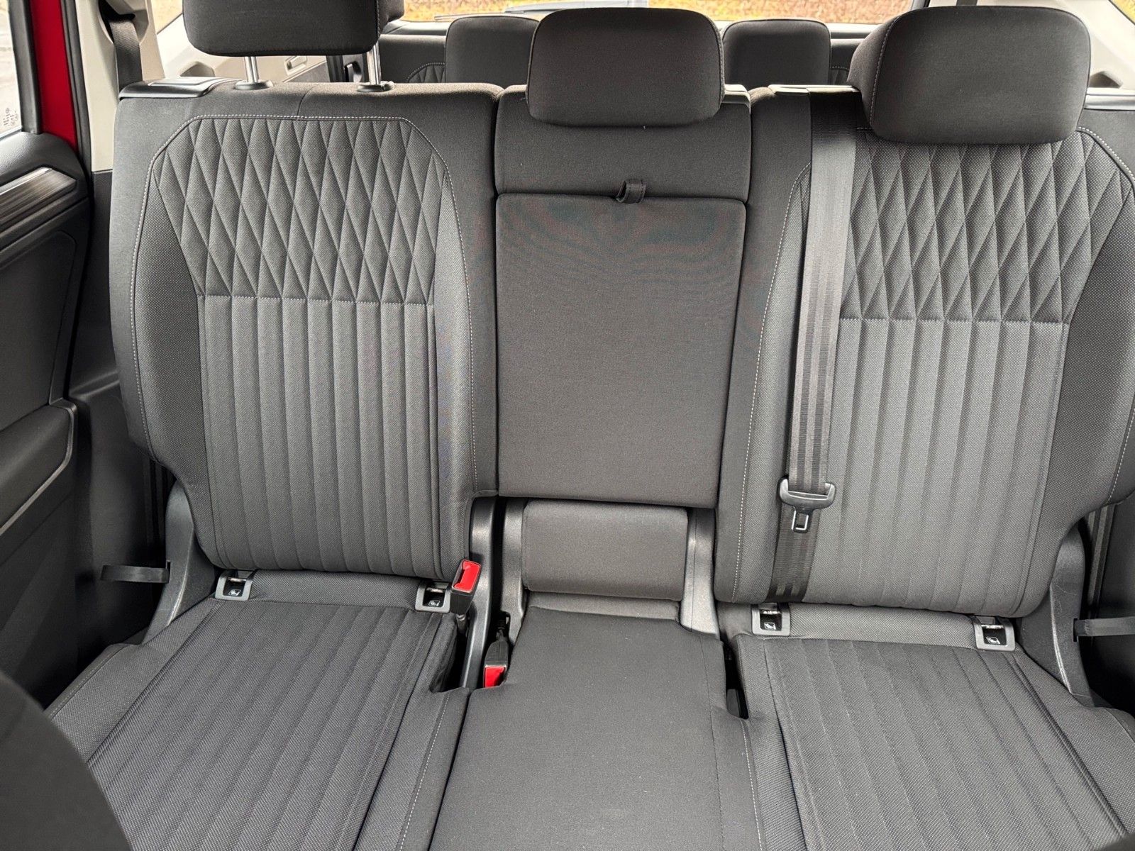 Fahrzeugabbildung Volkswagen Tiguan Allspace Life 1.5 TSI