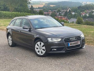 Audi A4 - 1