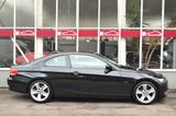 BMW 320i Coupé/Leder/Navi/Xenon/PDC - BMW 320 aus 2010: Coupe