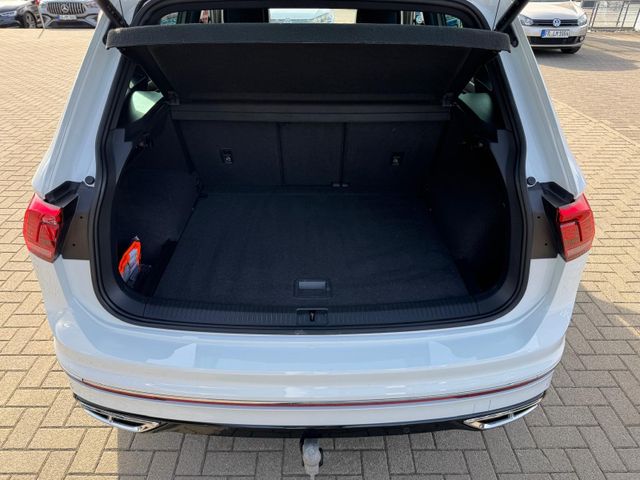 Tiguan R-Line 2,0 TDI DSG 4MOTION / Matrix / AHK