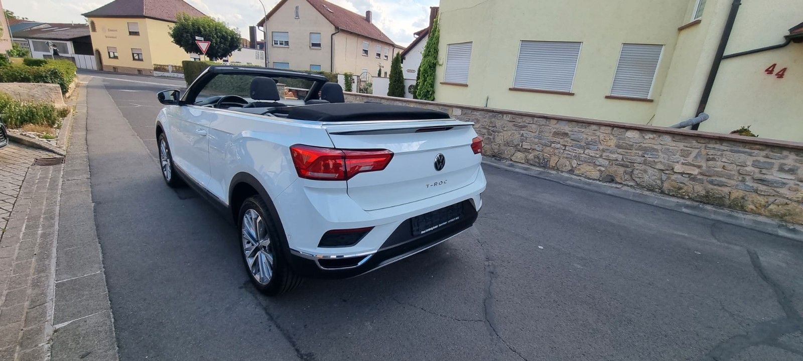 Volkswagen T-Roc Cabriolet Style LED Windschott imagem 3