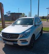 Mercedes-Benz +4917624022857 - scheckheftgepflegte Mercedes 240
