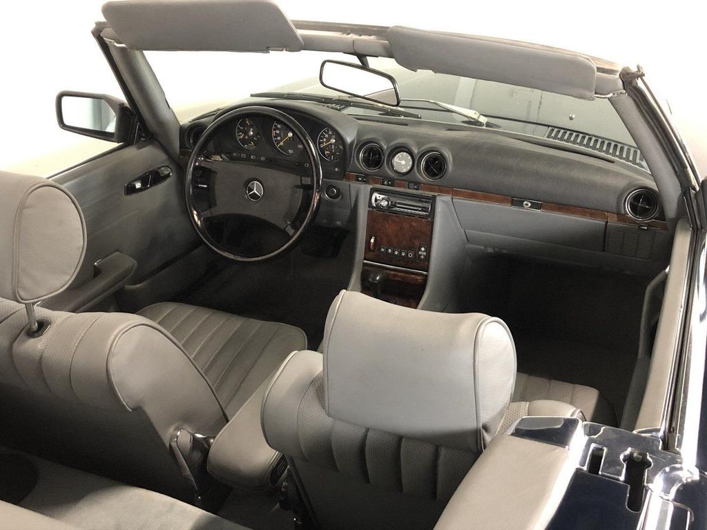 Mercedes-Benz SL 380