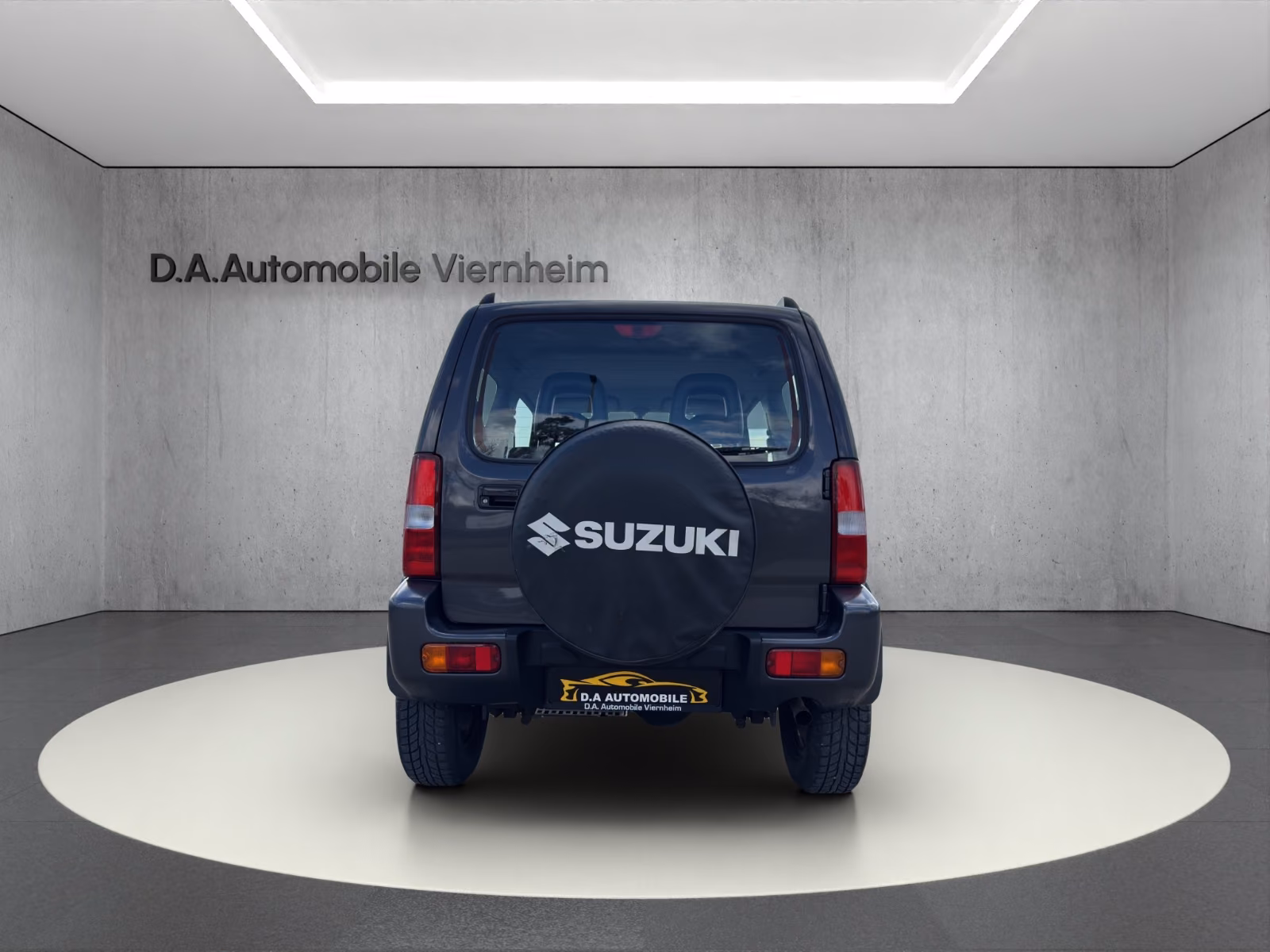 SUZUKI JIMNY 1.3 VVT 86ch 4X4 - CONFORT - ATTELAGE - SIÈGES CHAUFFANTS - PNEUS 4 SAISONS - BARRES DE TOIT