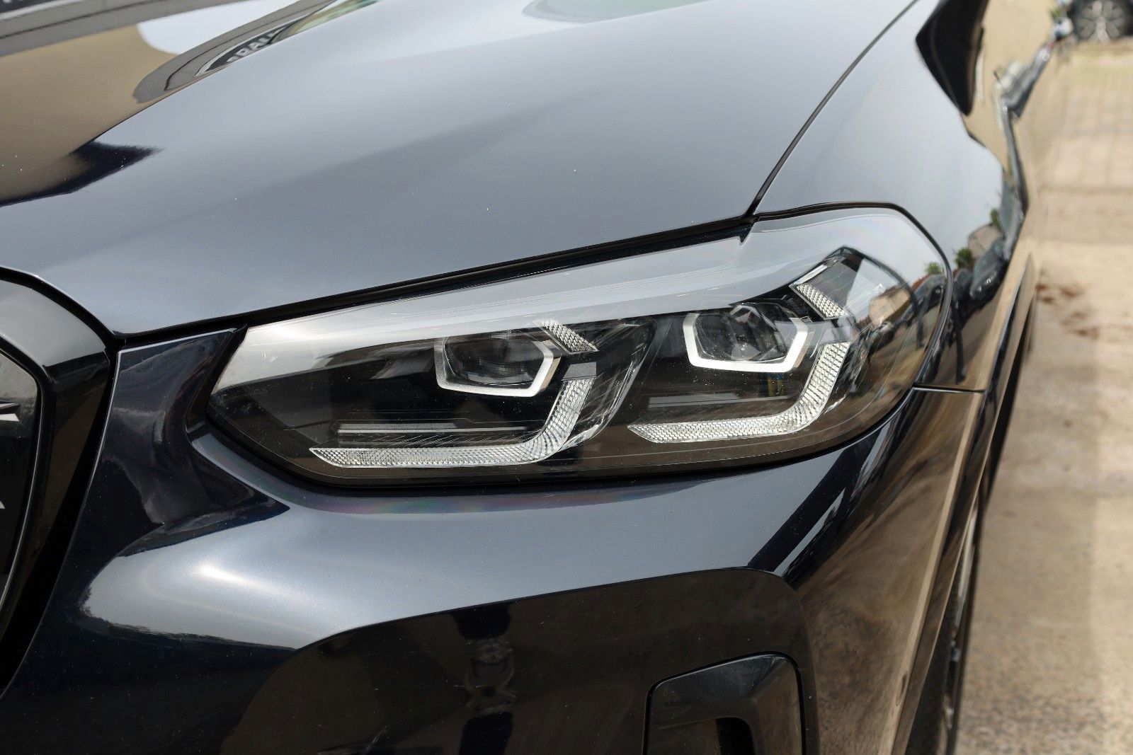 Fahrzeugabbildung BMW iX3 Inspiring/M Sport Leder,Navi,LED,Panor.,ACC