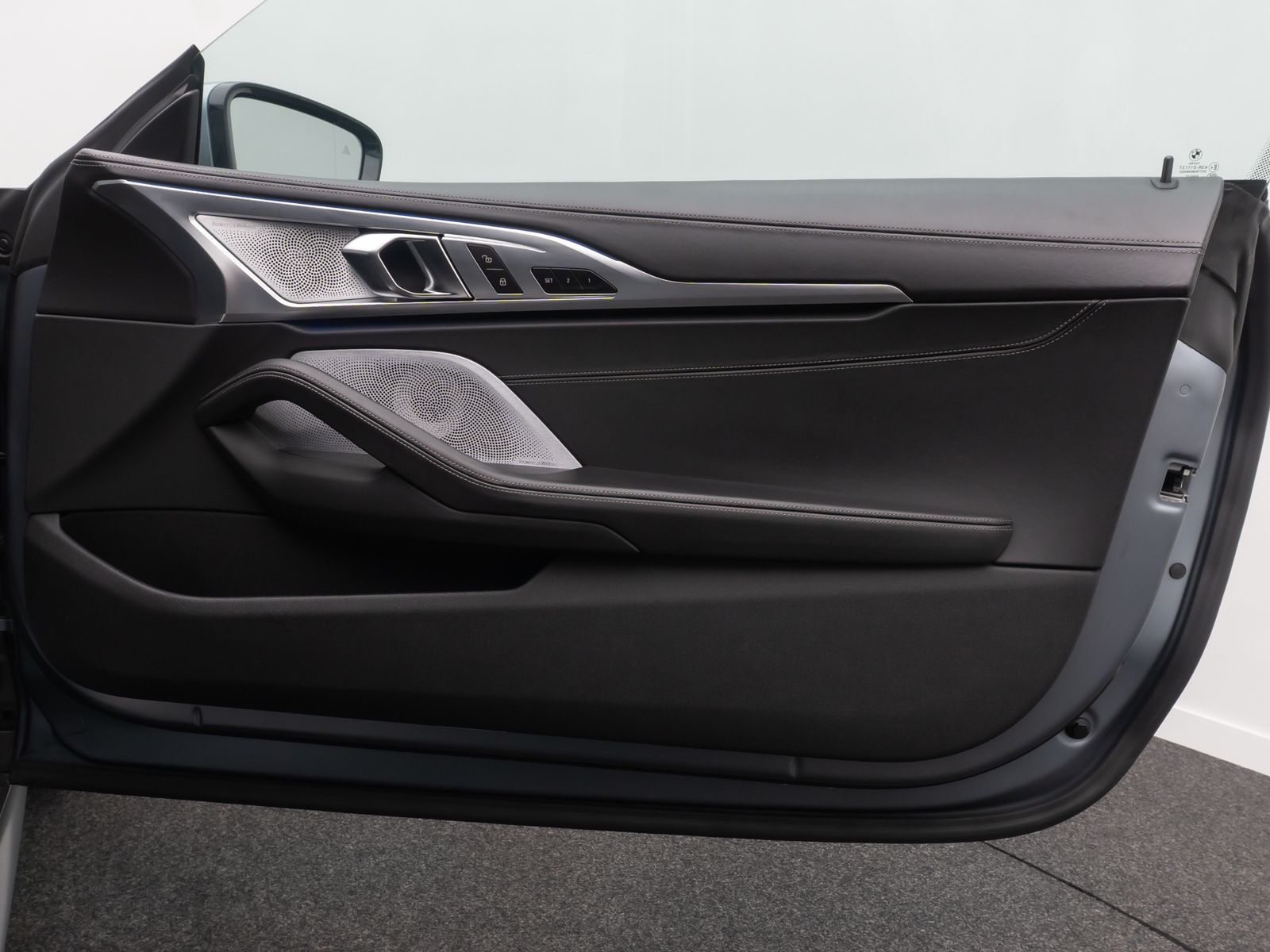 Fahrzeugabbildung BMW M850i xD Cabrio 360°B&W Laser Individual 20"Voll