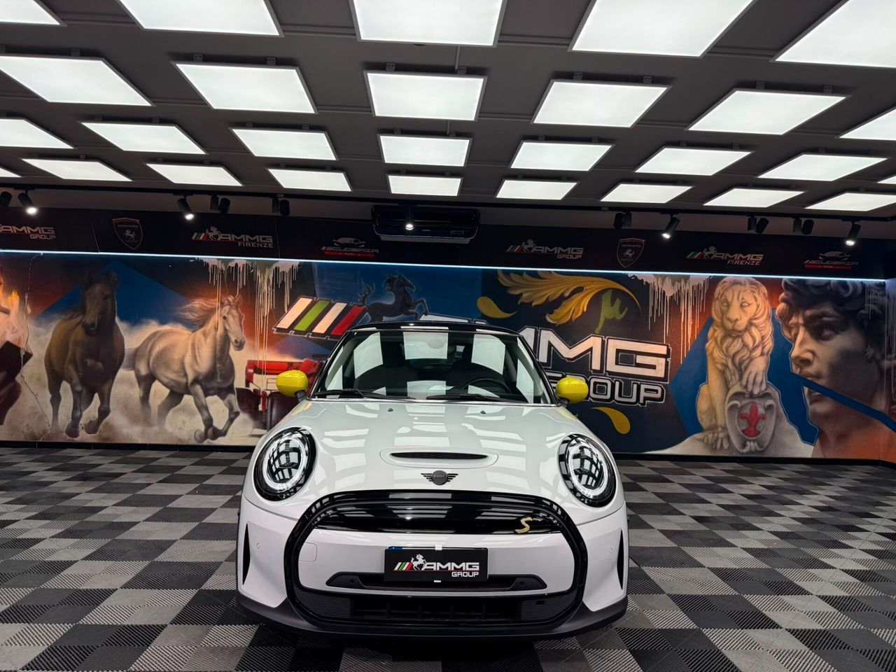 MINI Mini Full Electric Cooper SE Yours (608) imagem 2