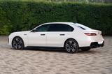 BMW M760e - BMW 760 mit Panoramadach