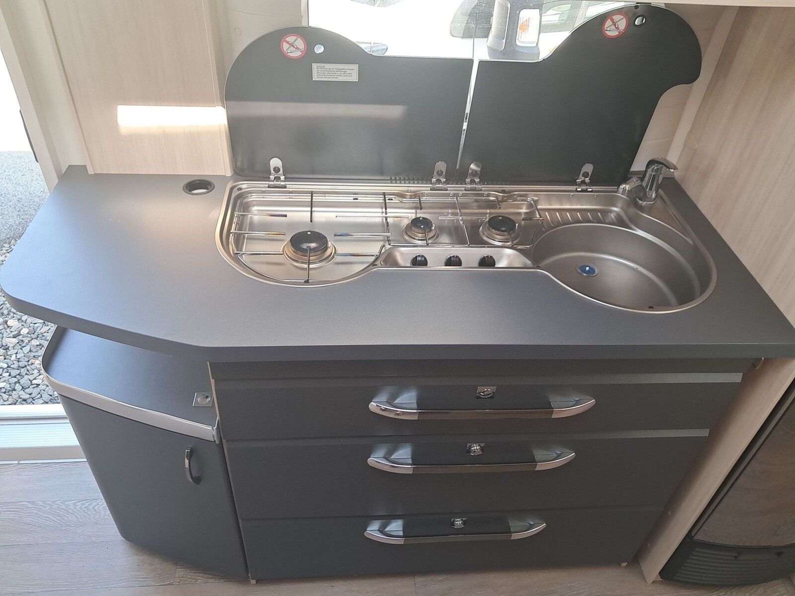 Fahrzeugabbildung Hobby De Luxe 545 KMF