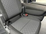 Volkswagen T7 Transporter TDI Allrad 6 Sitze Automatik  - blaue Volkswagen T7 Transporter