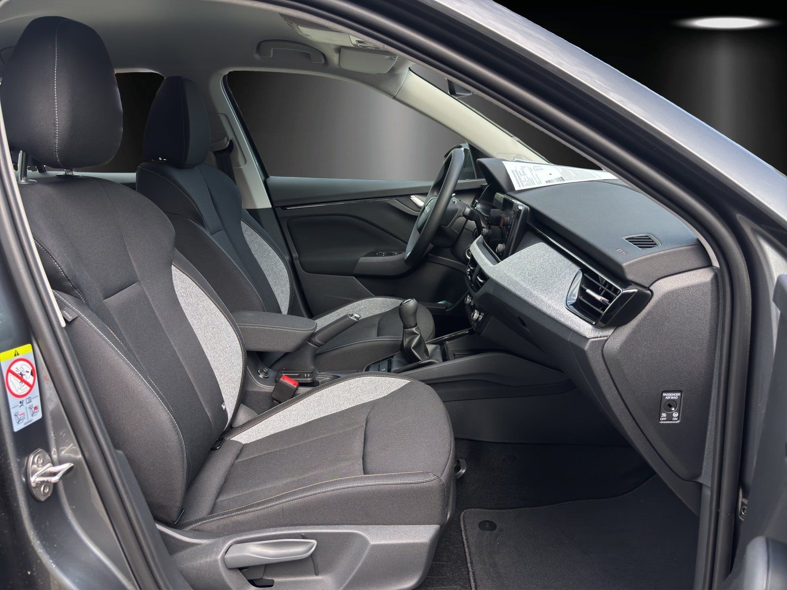 Fahrzeugabbildung SKODA Kamiq Tour 1,0 TSI 85 kW