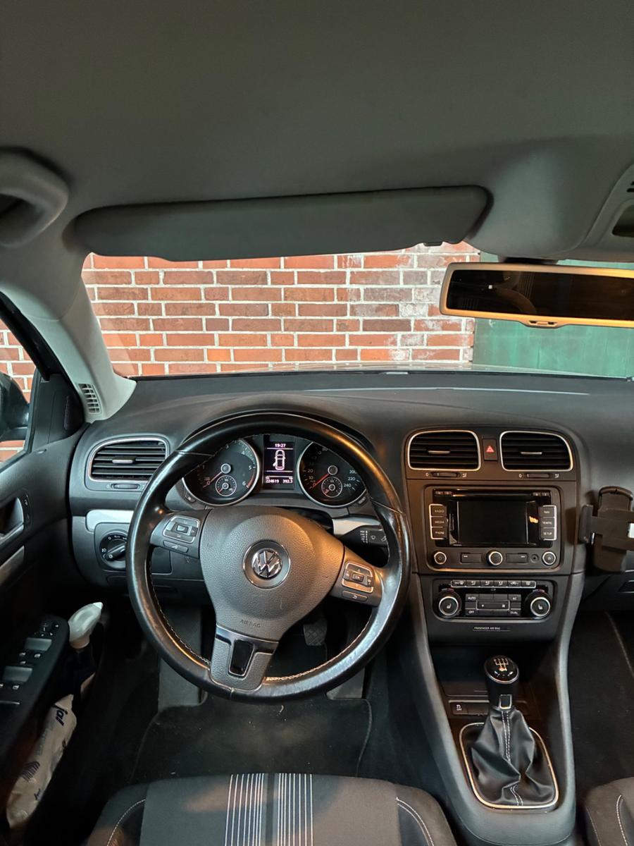 Volkswagen Golf 2012 — photo 5