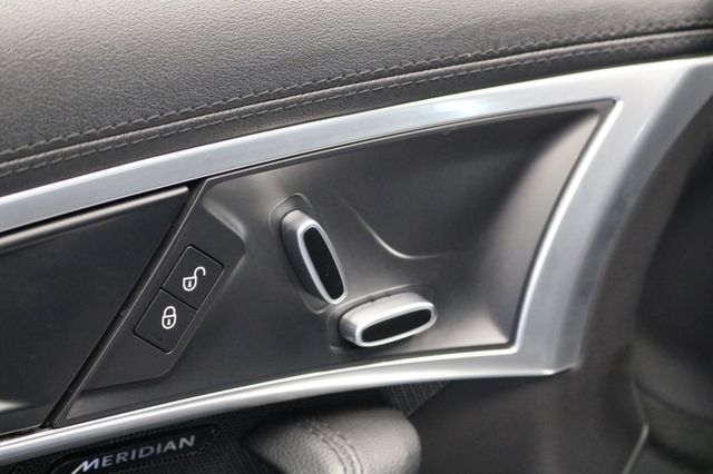 F-Type Coupe P300 Automatik/PANO/KAMER/MERIDIAN – Vorschau 24