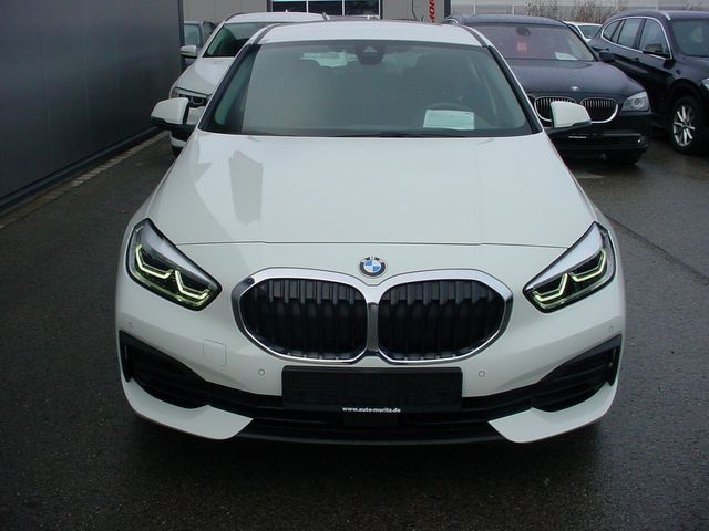 BMW 118i*Carplay*PDC*Sitzh*Multi*Tempo*Navi