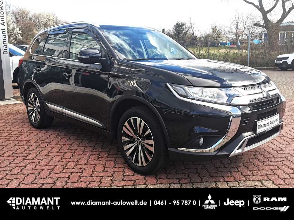 Image of Mitsubishi Outlander