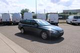 Volvo V70 Kombi D5 AWD Momentum,Xenon,Leder,Navi,AHK - Volvo V70: Awd
