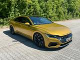 Volkswagen 360PS Arteon APR 4MOTION NP: 72.000€ - gebrauchte Volkswagen Arteon aus dem Jahr 2019