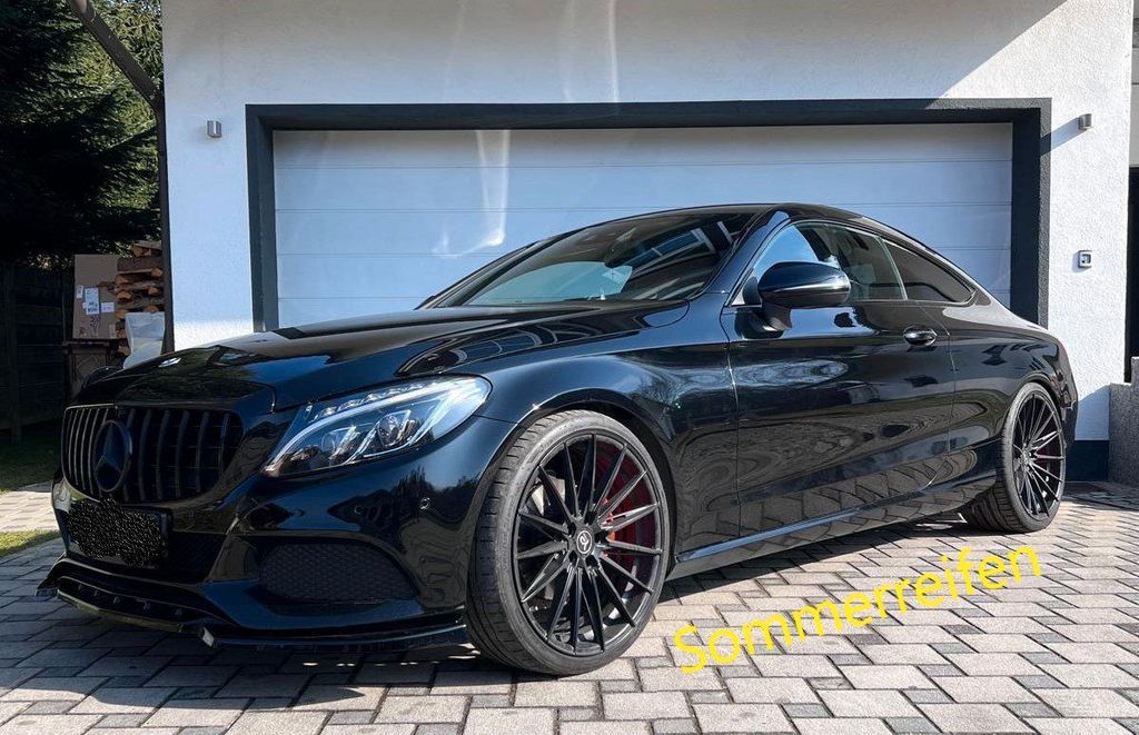 Image of Mercedes-Benz C 200