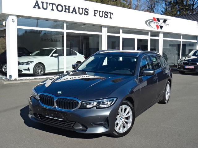 BMW 318d Touring,LEDER,NAVI,LED,AUTOM,PDC,AHK,1HAND