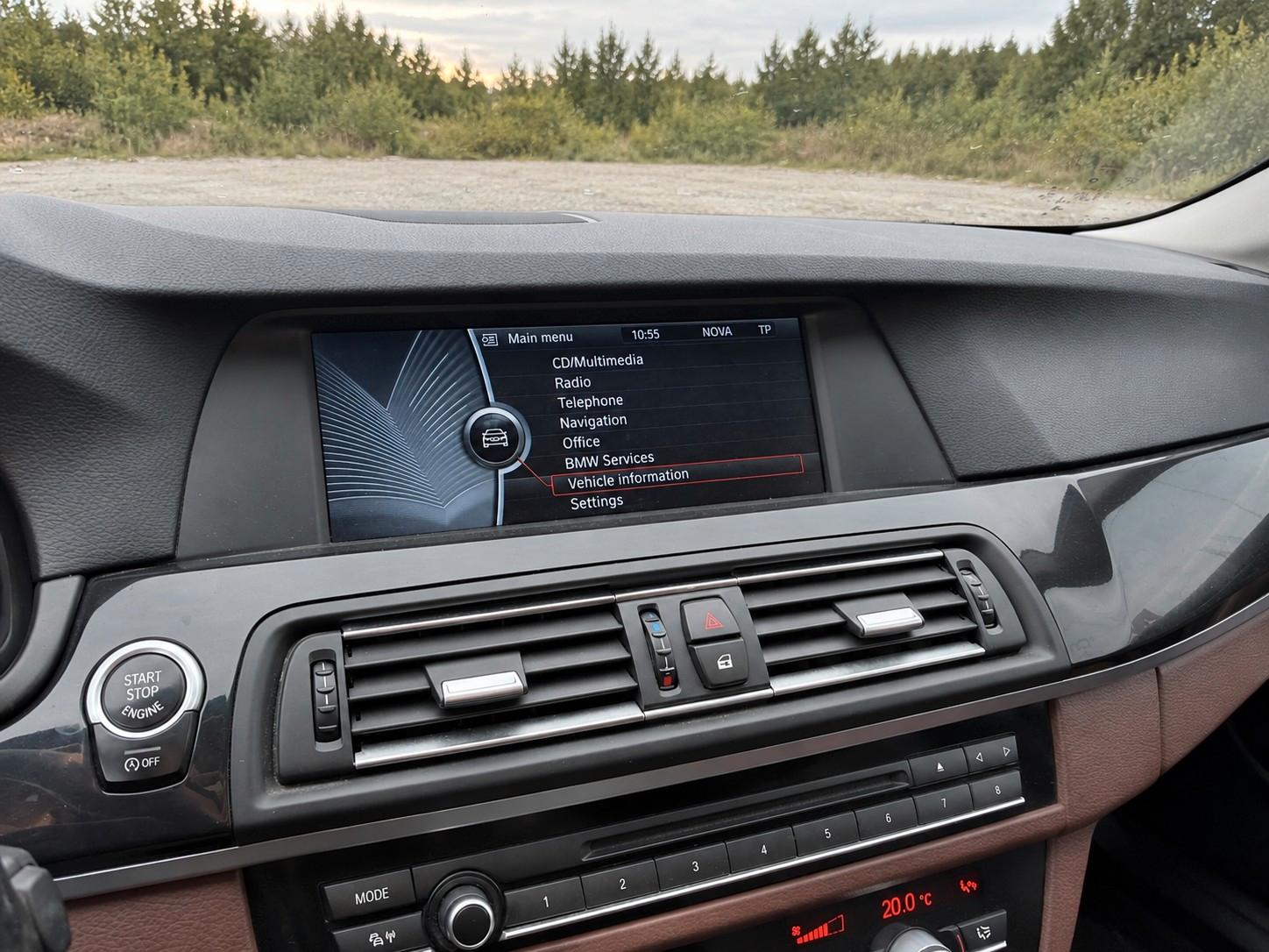 BMW 520 2011 — photo 8