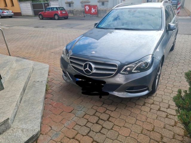 MERCEDES-BENZ E220 Avantgarde cdi t Modell w212