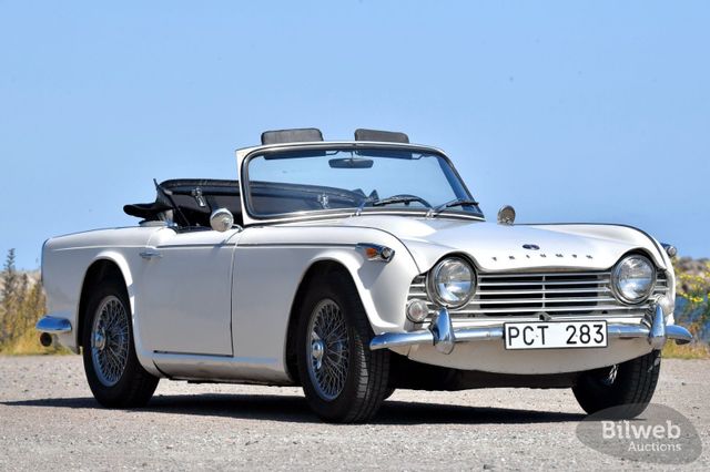 Triumph TR4
