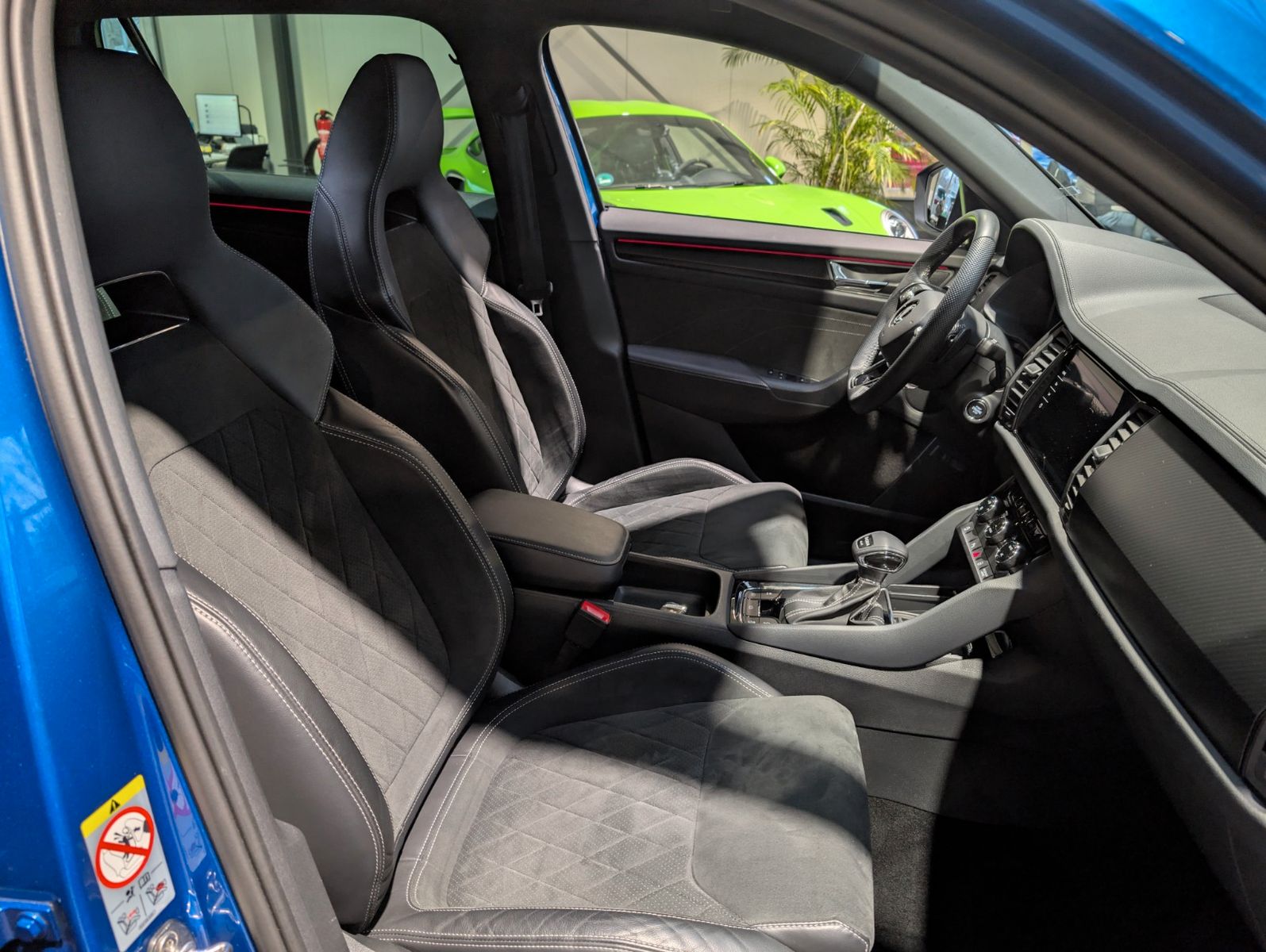 Skoda Kodiaq 2.0 TDI 4x4 DSG Sportline 1.Hand foto 11