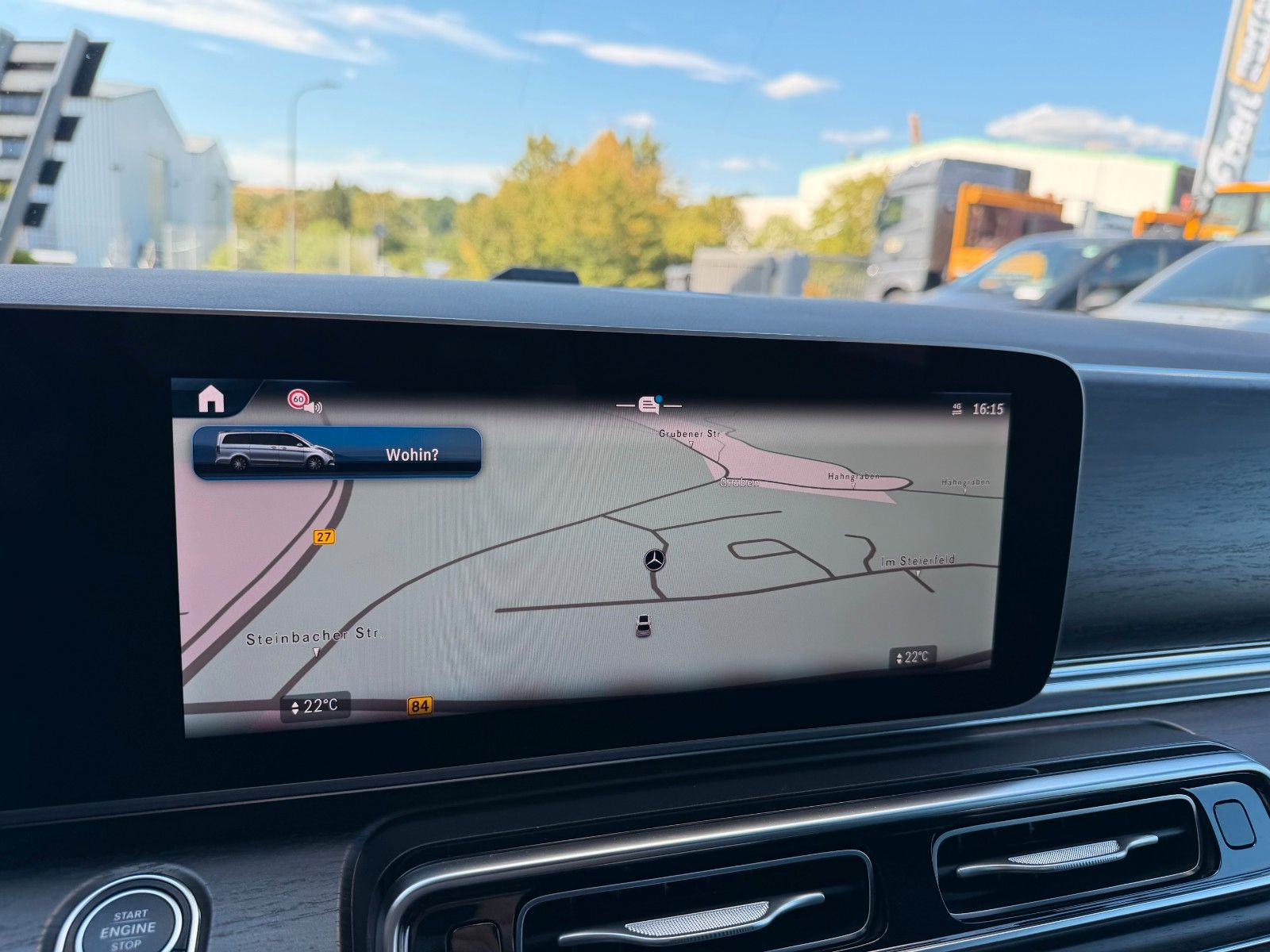Fahrzeugabbildung Mercedes-Benz V 300 d STYLE AMG 4MATIC AIRMATIC DISTRONIC Pano