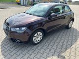 Audi A1 attraction Klima, Scheckheft, zweite Hand, - : Zweite Hand