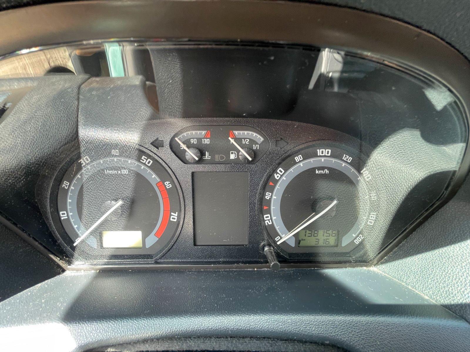 Skoda Fabia 2006 — photo 6