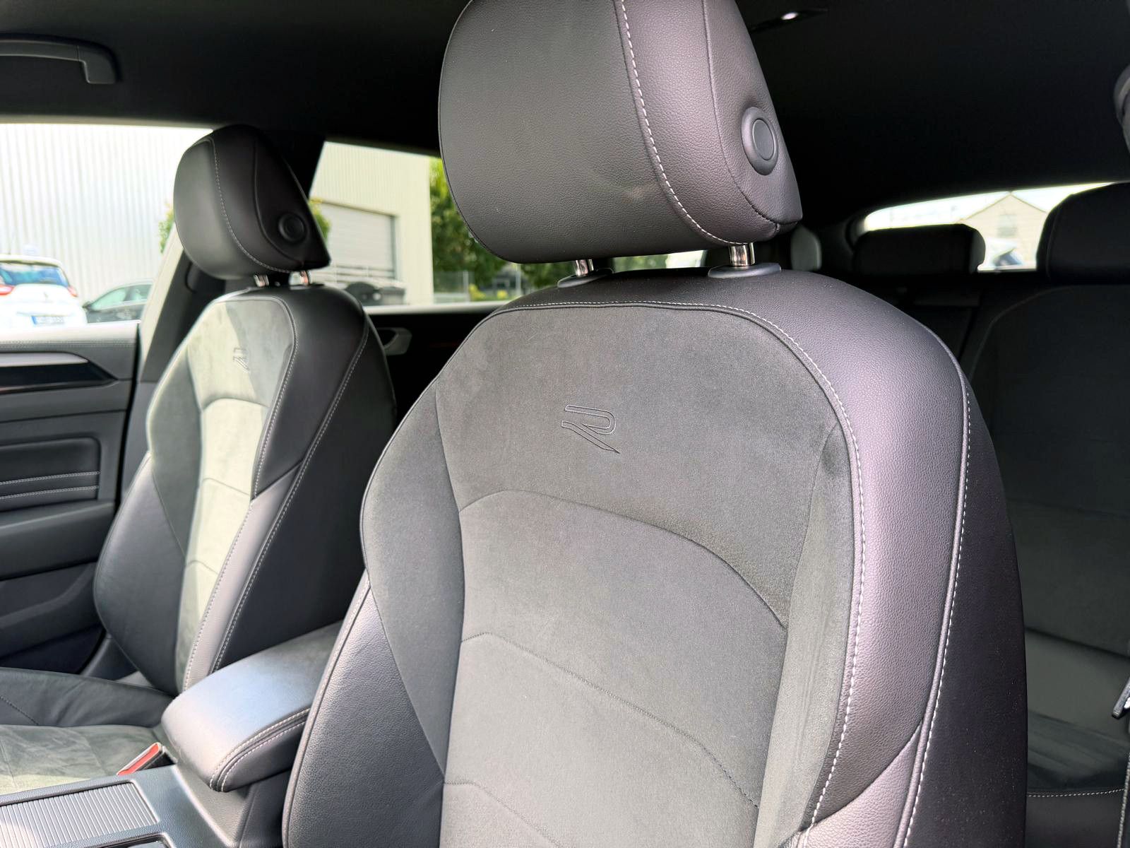 Fahrzeugabbildung Volkswagen Arteon SB 2.0TDI DSG R-Line 4M ACC KAM H&K AHK