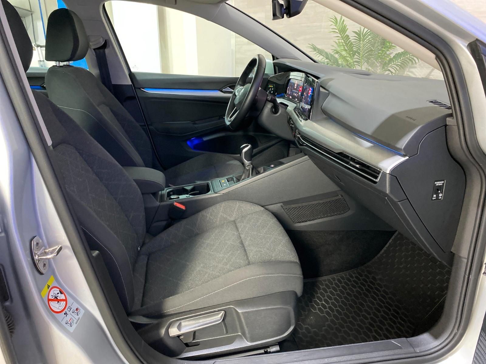 Volkswagen Golf VIII Life +LED +NAVI +SZH +AmbientBel, миниатюра 15