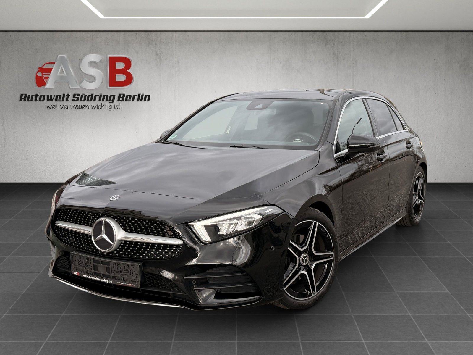 MERCEDES-BENZ A 180 AMG Line.*Leder*LED*Navi*2.Hand
