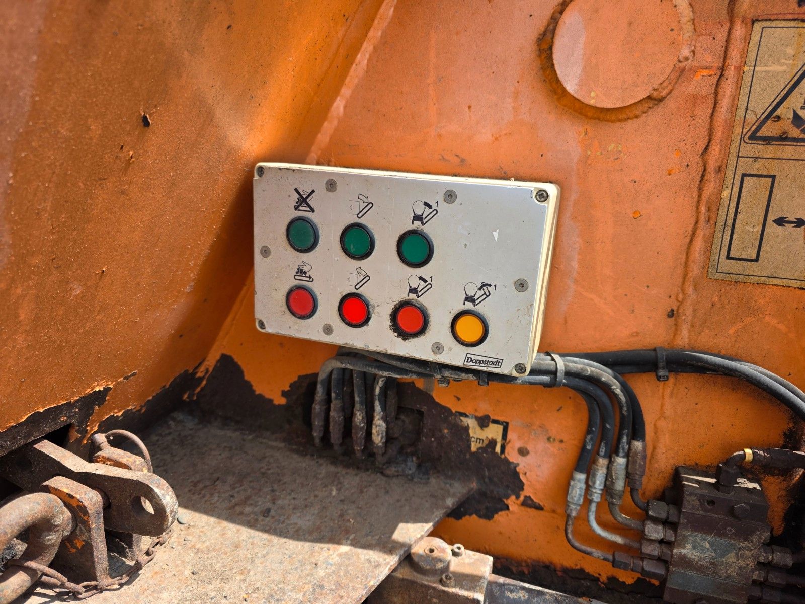 Fahrzeugabbildung Andere Doppstadt SM 620 Profi / 15.320h / 2005
