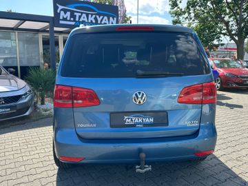 Volkswagen Touran - 6