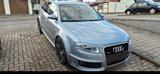 Audi RS4 4.2 quattro Avant - - silberne Audi RS4