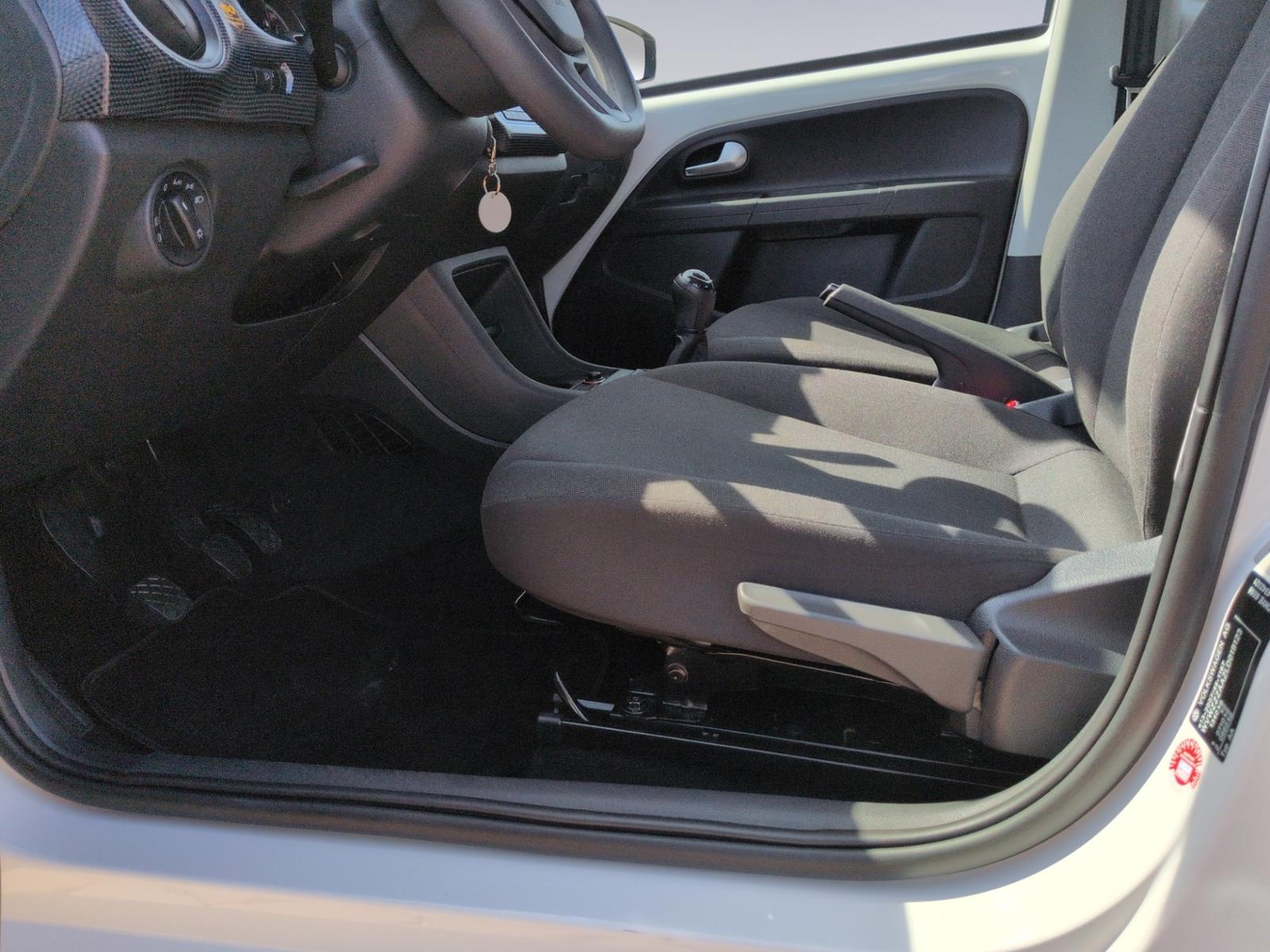 Volkswagen Up 1.0 Move Klima+GRA+SHZ+MAPS&MORE, миниатюра 11