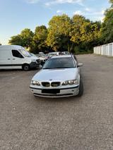 BMW  M3 320d - BMW 320 aus 2002: Kombi