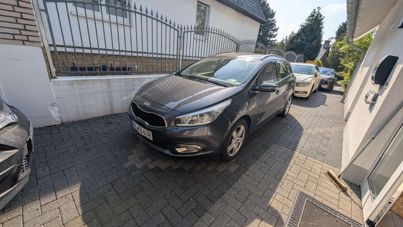 Kia cee'd Sportswagon 1.6 GDI DCT Spirit, AHK, Navi