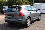 Volvo XC60 Momentum Pro 2WD - Volvo XC60: Momentum Pro