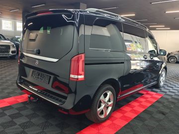 Mercedes V 220 - 5