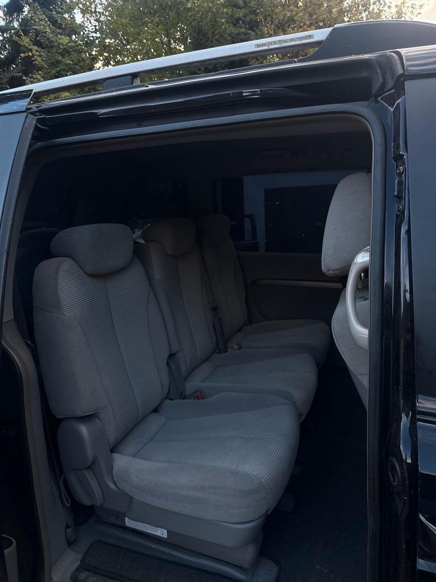 Kia Carnival 2009 — photo 6