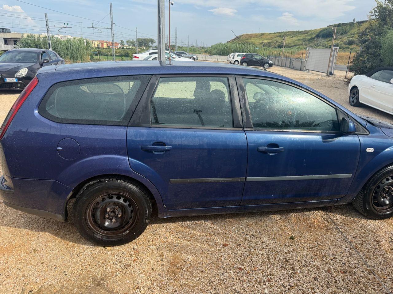 Ford Focus 2008 — photo 9