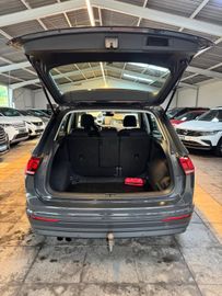 Volkswagen Tiguan - 9