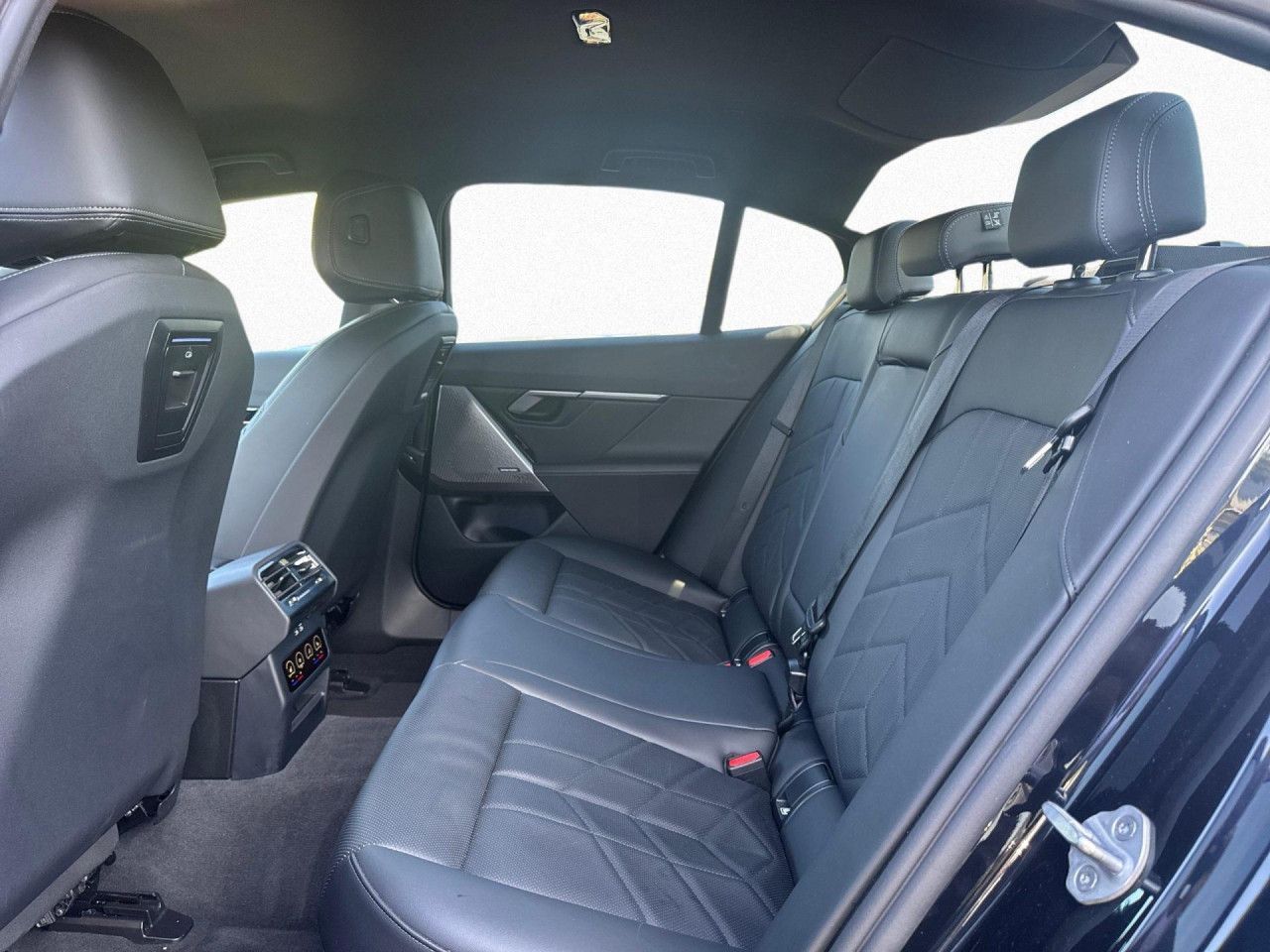 BMW 520 - Bild 17