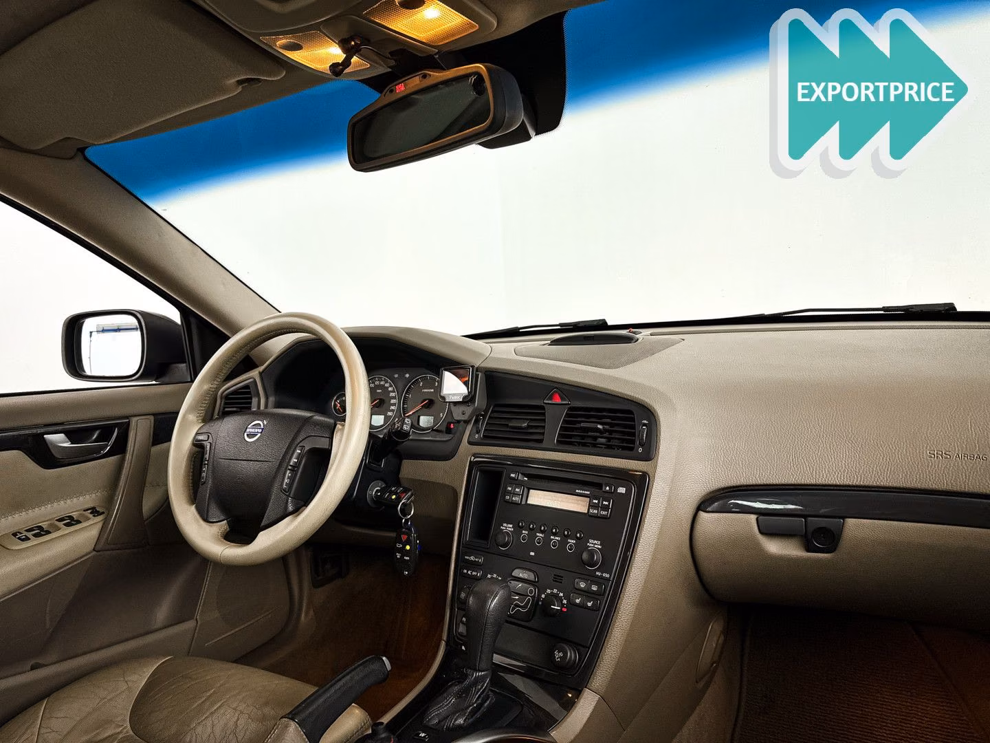 Volvo XC70 2006 — interior