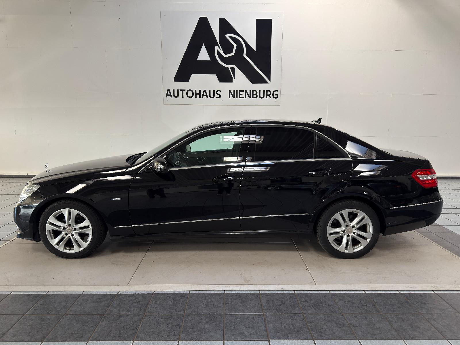 Mercedes-Benz E 200 Avantgarde, TÜV NEU,Automatik, Navi, Xenon
